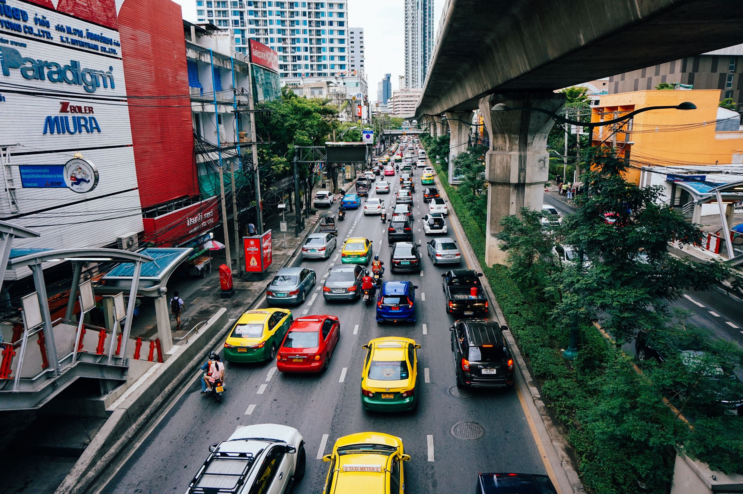 Valuing the benefits of nature-based solutions to integrated urban flood management in Thailand and Vietnam